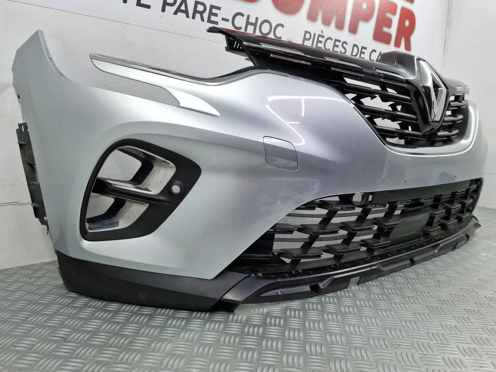 Renault Captur 2 szürke első lökhárító (2019.12-től) – Radar + Kamera – Eredeti használt darab