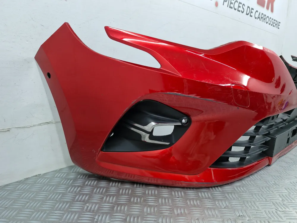 Renault Clio 5 Phase 1 (04/2019+) első lökhárító eredeti használt