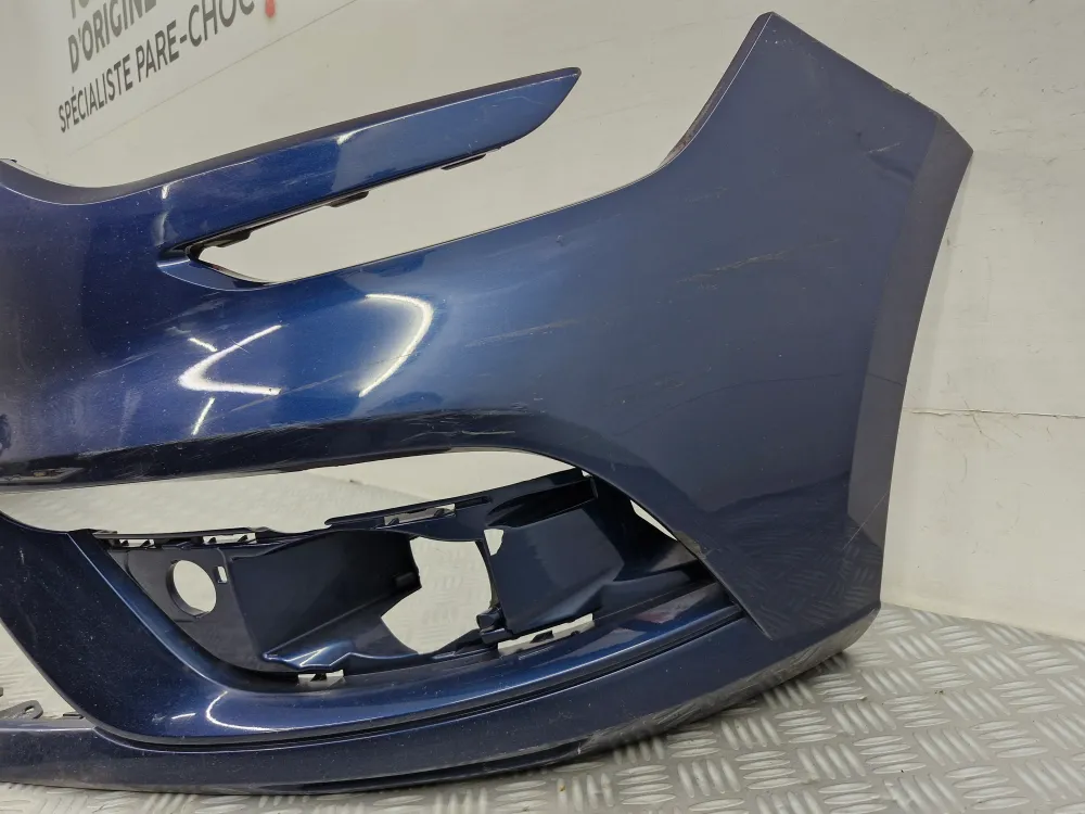 Renault Mégane 4 első lökhárító (2015.12-től) – Eredeti használt alkatrész radark nélkül