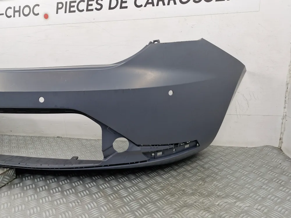 Eredeti hátsó lökhárító Seat Leon 3 (5F) új, festendő (2013.03-tól 2017.12-ig)