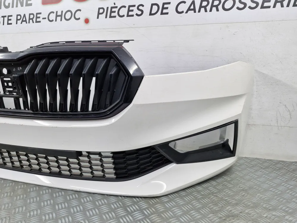 Első lökhárító Skoda Fabia 4 használt eredeti (2021-től)