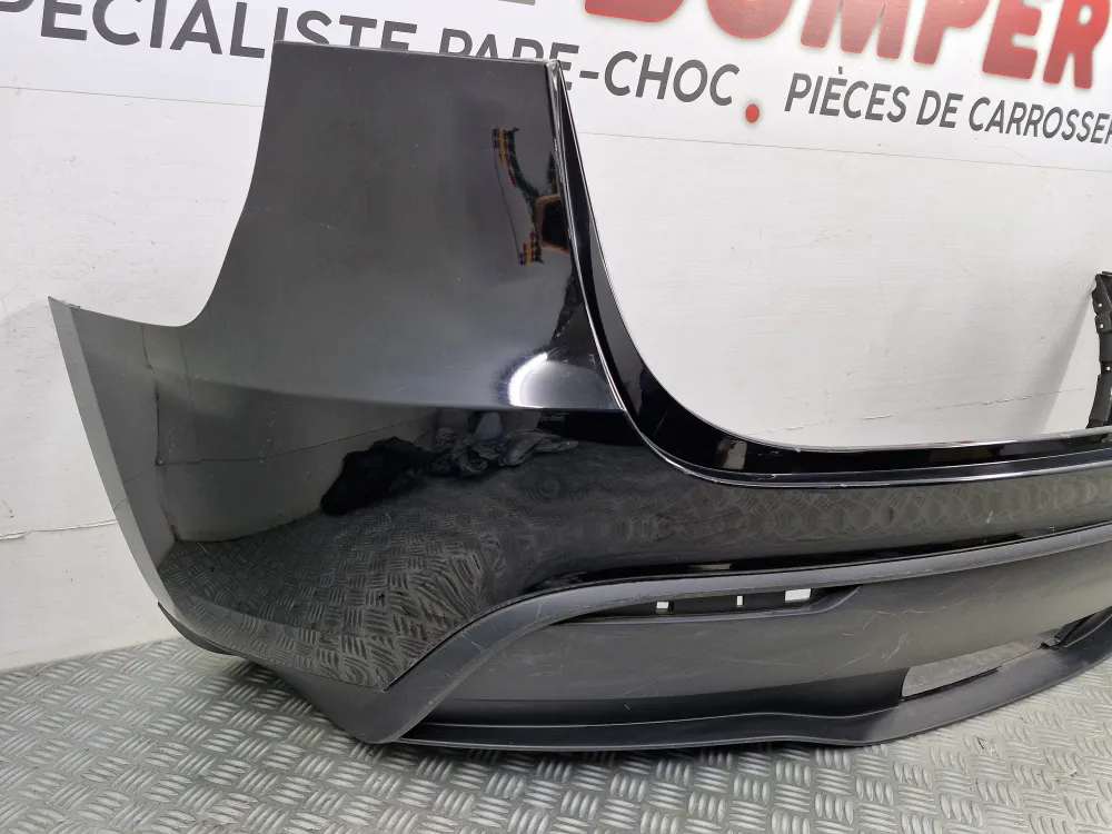 Hátsó lökhárító Tesla Model Y használt ***