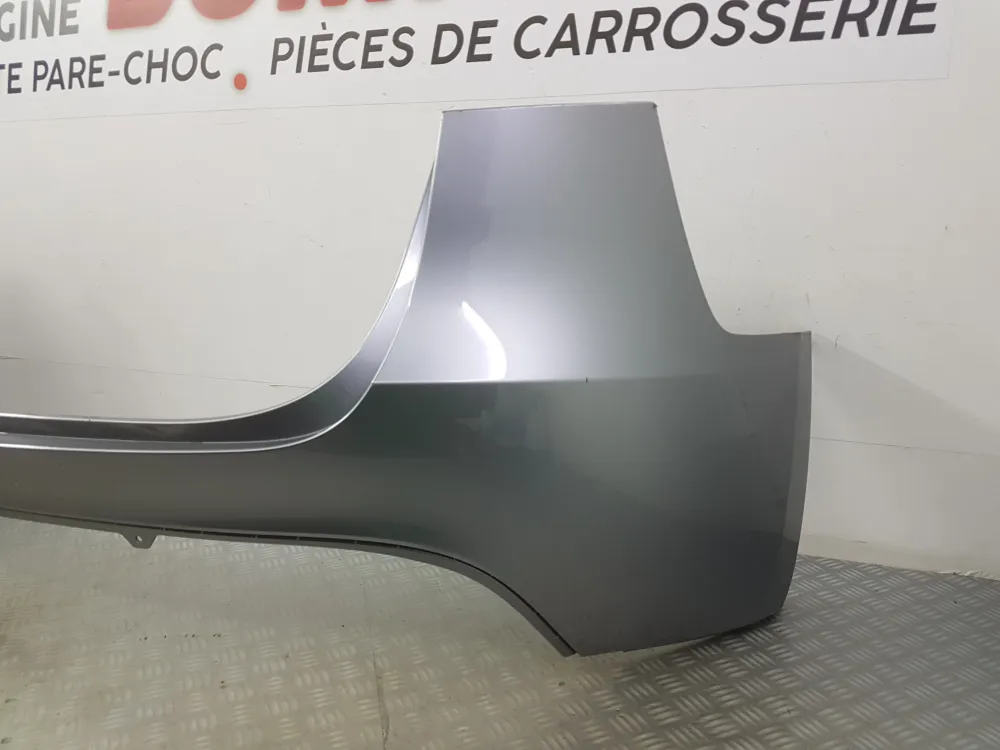 HÁTSÓ ÜTKÖZŐ TESLA MODEL Y