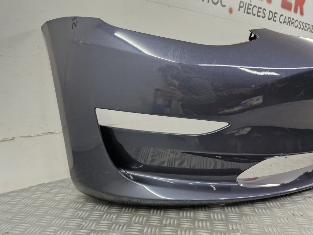 Tesla Model 3 Phase 1 első lökhárító (2019.04-től) – eredeti használt