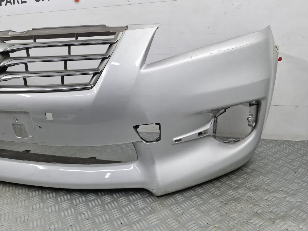 Első lökhárító Toyota Rav4 III 3. fázis használt