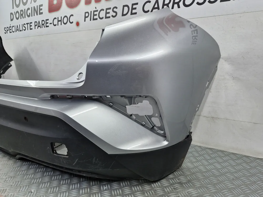Új eredeti Toyota C-HR hátsó lökhárító (2016.10-től)