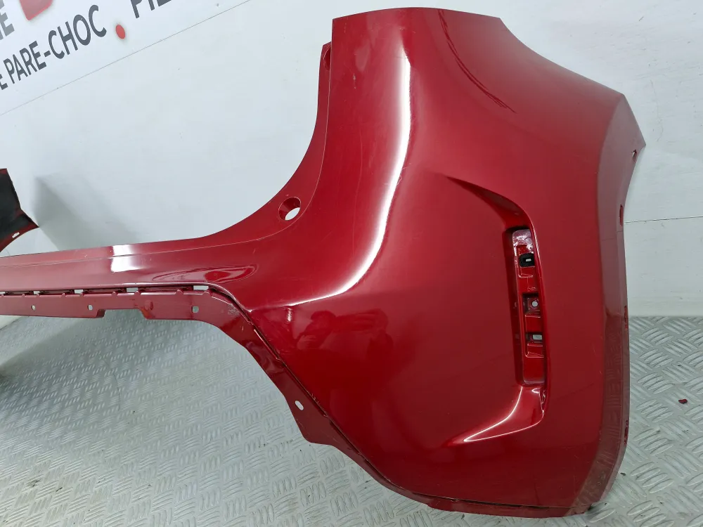 Használt Toyota Yaris Cross hátsó lökhárító