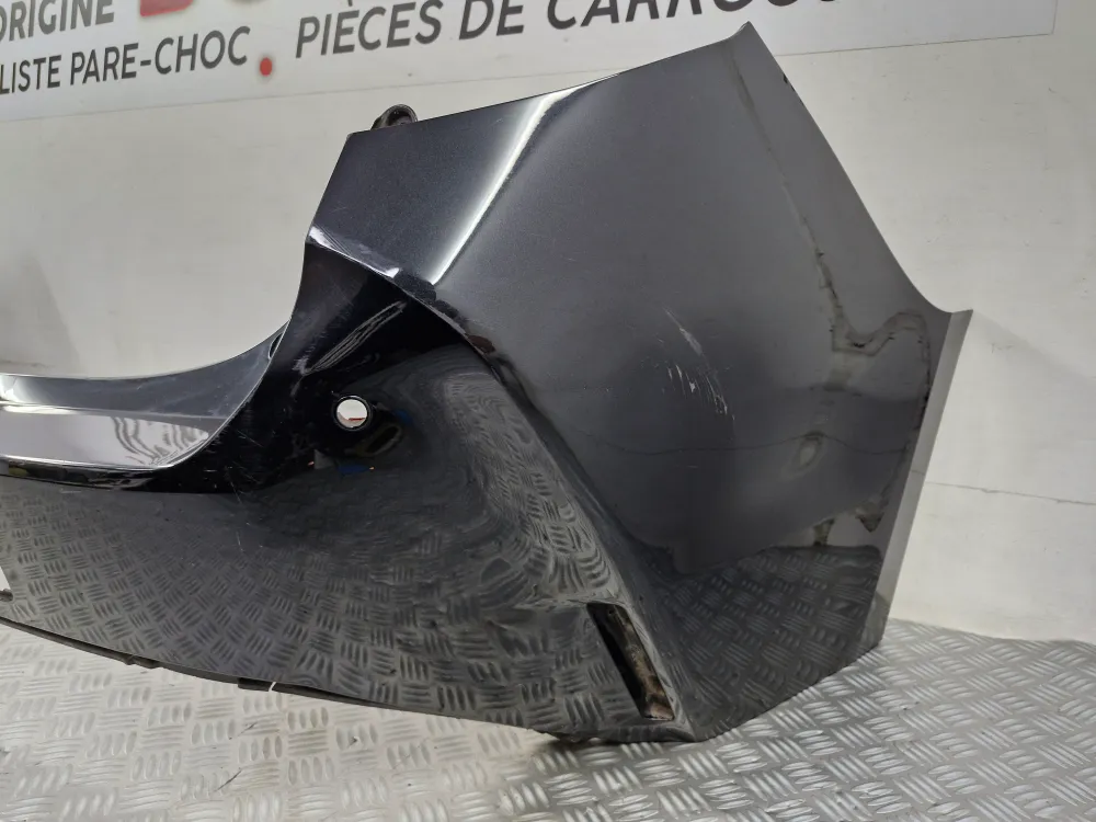 Hátsó lökhárító Toyota Corolla Break használt eredeti alkatrész 2019-től