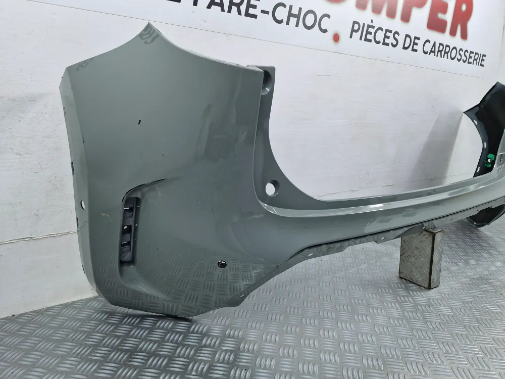 Hátsó lökhárító Toyota Yaris Cross (2021.10-től) - Eredeti használt ***