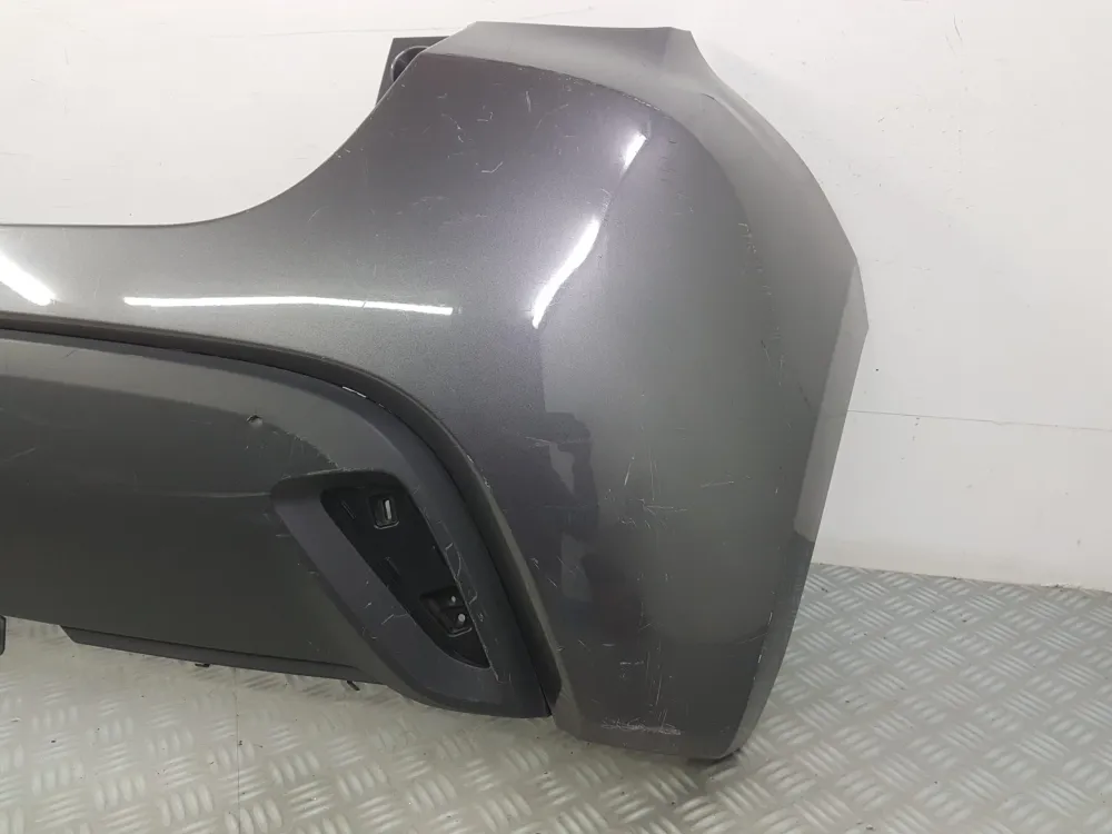 Hátsó lökhárító Toyota Yaris 4 / Mazda 2 (4)