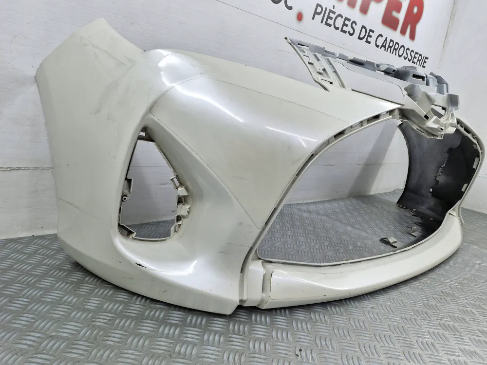 Toyota Yaris 3 Fázis 2 (2014-2017) első lökhárító