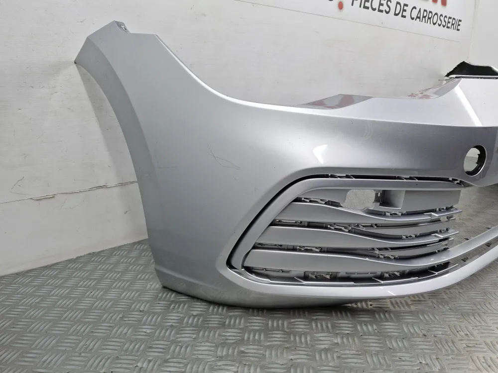Első lökhárító Volkswagen Golf 8 (2019.09-től) — Eredeti használt