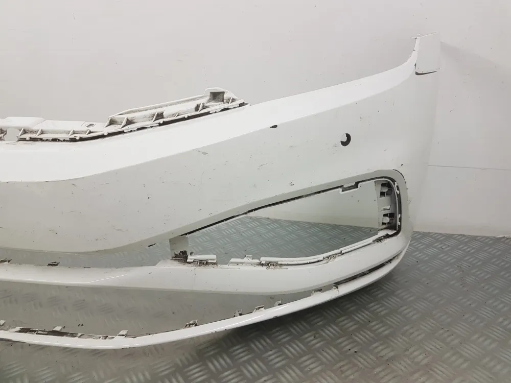 ELSŐ LÖKHÁRÍTÓ VOLKSWAGEN PASSAT B8 PH2