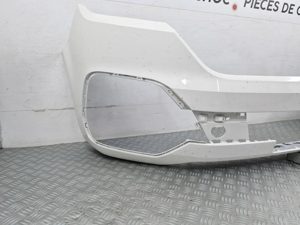 Eredeti első lökhárító Volkswagen Transporter T6 2. fázis használt (2019-től)