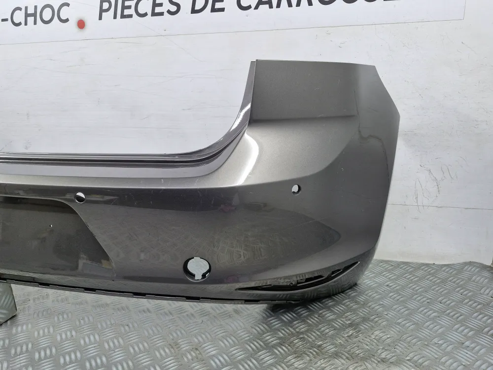 Hátsó lökhárító Volkswagen Golf 7 1. fázis (2012.10-től 2016.06-ig) - Eredeti használt alkatrész