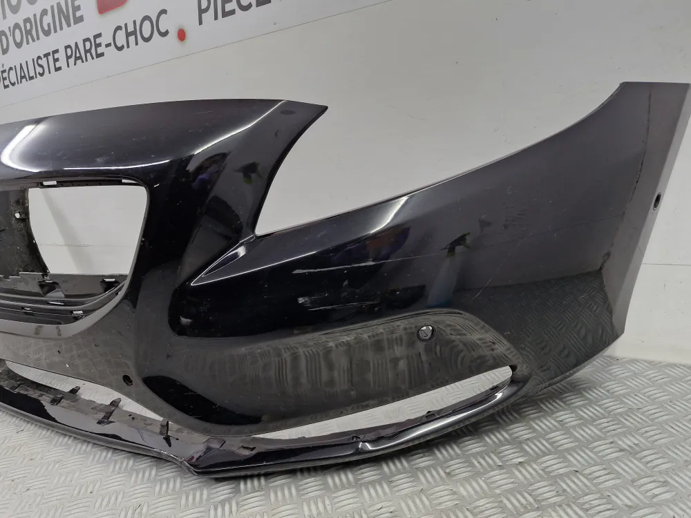 Első lökhárító Volvo V40 (2012.11 - 2017.11) – Eredeti használt alkatrész