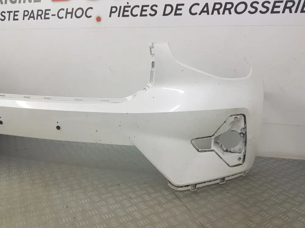 ELSŐ LÖKHÁRÍTÓ VOLVO XC40 2. FÁZIS 2