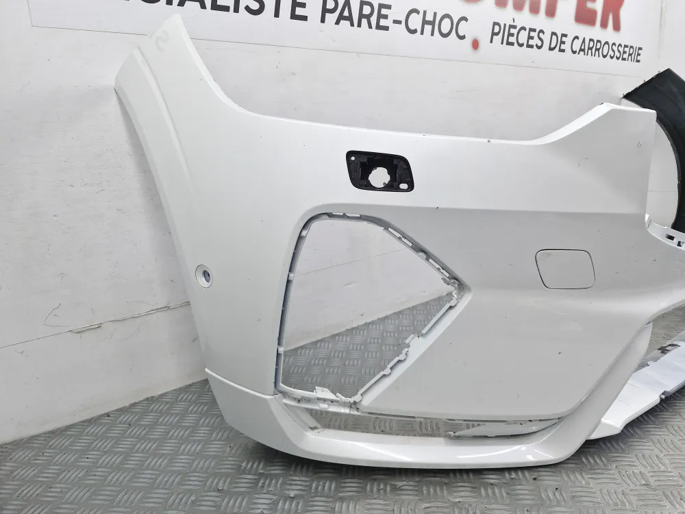Eredeti használt Volvo XC60 III első lökhárító (01/2025-től)