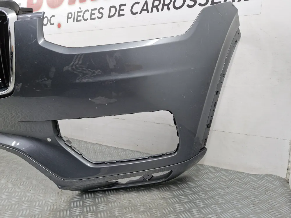 Eredeti használt Volvo XC90 II Fázis 1 első lökhárító (2015–2020)
