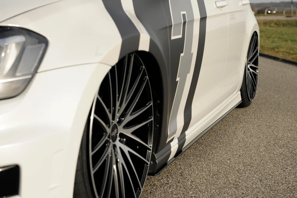 Rieger oldalsó küszöbök Volkswagen Golf MK7 R / R-Line