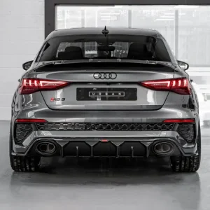 Urban Automotive karbon diffúzor Audi RS3 8Y szedánhoz