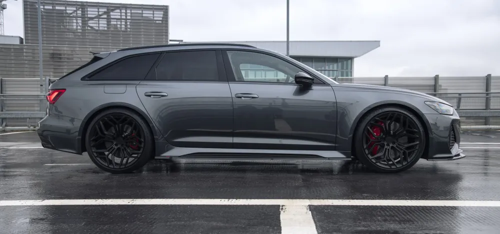 Urban Automotive karbon diffúzor oldalsó küszöb Audi RS6 C8