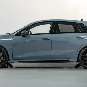 Urban Automotive karbon teljes készlet Audi RS3 8Y Hatchbackhez