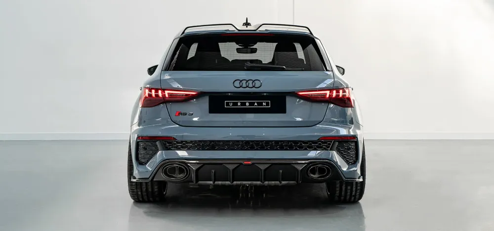 Urban Automotive szénszálas diffúzor Audi RS3 8Y Hatchbackhez
