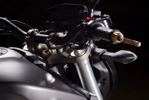 Kormánysúlyok IP - Aprilia, NA 850 Mana / GT, RC (2007 - 2016); Aprilia, RS 125, GS (1993 - 1998); Aprilia, RS 125, MPB (1...