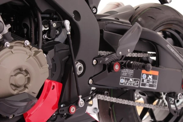lábtartó MUE2 - Honda, CBR 1000 RR, SC77 (2017 - 2019 )