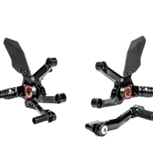 lábtartó MUE2 - Triumph, Speed Triple 1200 RR, PB01 (2022 - ); Triumph, Speed Triple 1200 RS, PB01 (2022 - )