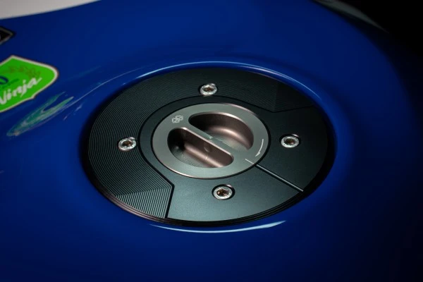 üzemanyagsapka - Kawasaki, Eliminator 500, EL450A (2025 - ); Kawasaki, Ninja 1100SX, ZXT10H (2025 - ); Kawasaki, Ninja 400...