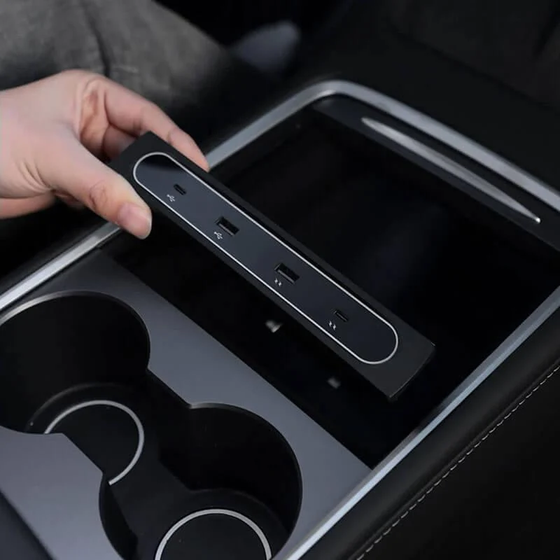 Model 3/Y Középkonzol USB-elosztó (Gen. 2) Tesla(2021-2023)