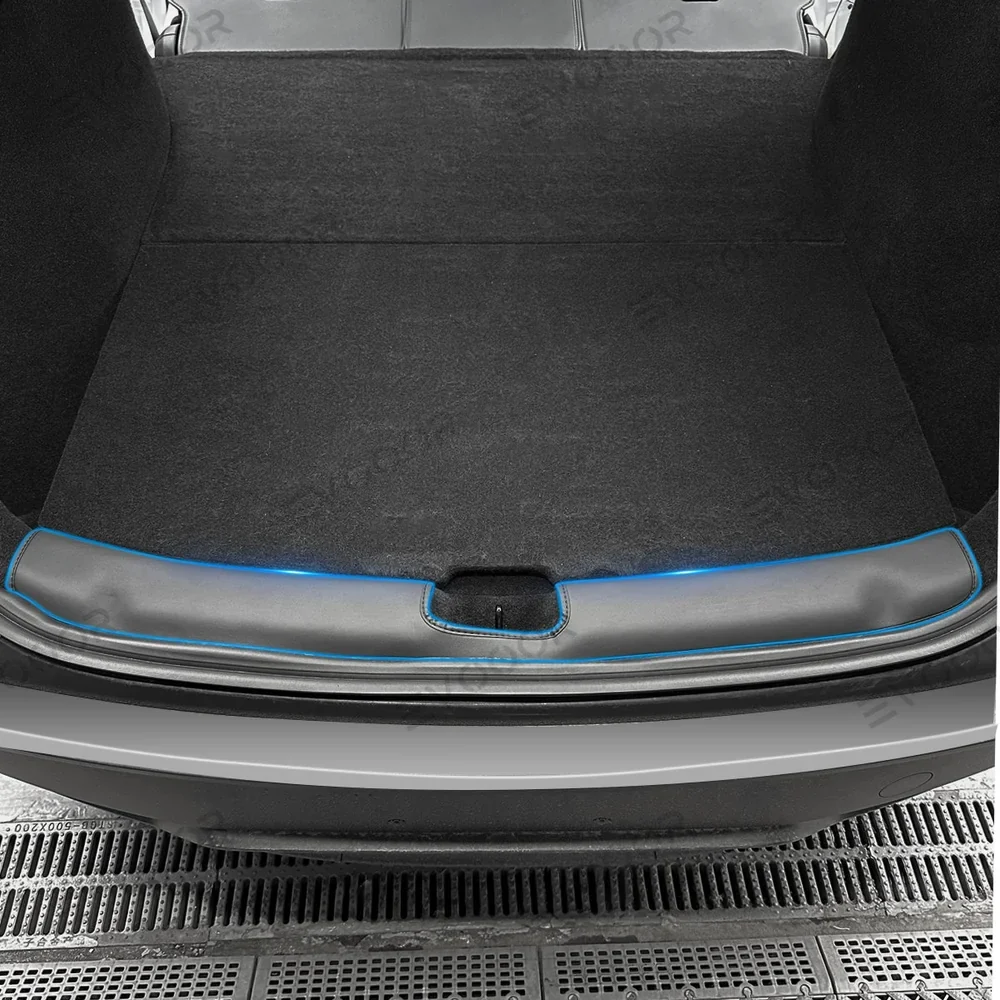 Napa bőr csomagtartó küszöbvédő – prémium védelem Tesla Model Y Juniper 2025+ modellhez