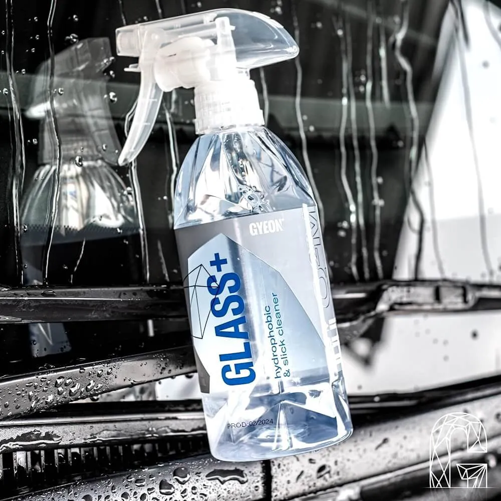 Hidrofonikus és sima tisztító Gyeon Q2M Glass Plus, 1000ml